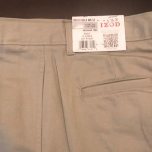 IZOD khaki pants new with tags